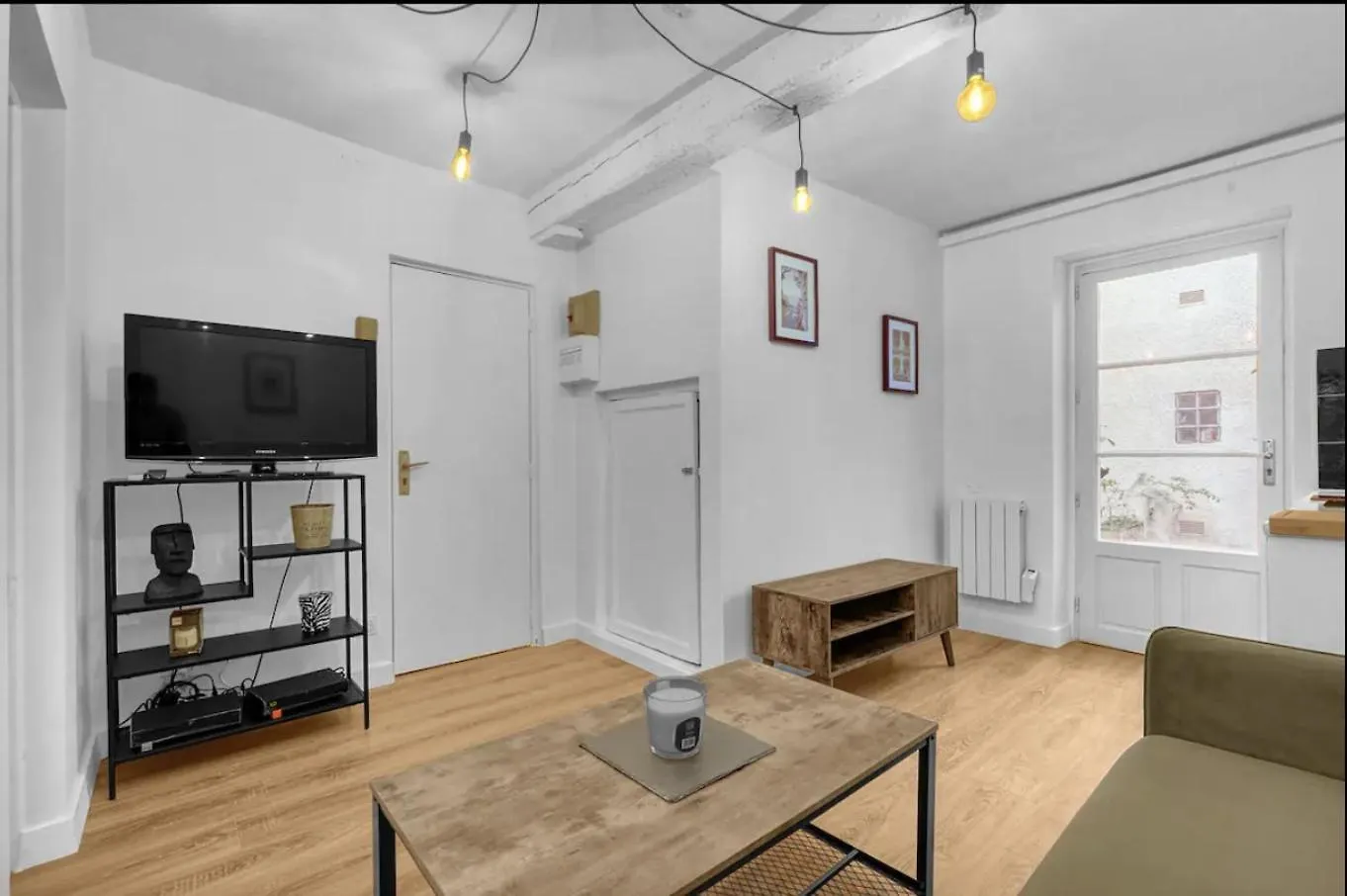 Grand Deux Pieces - Proche Metro - Terrasse Apartment Toulouse 0*,