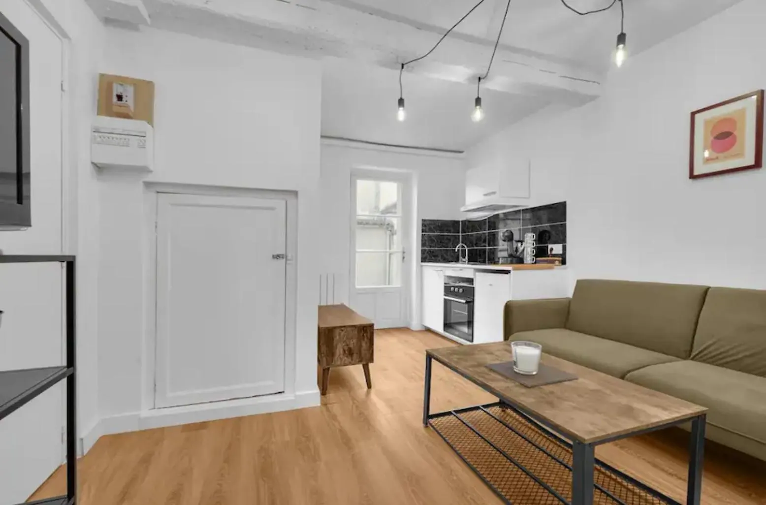 Grand Deux Pieces - Proche Metro - Terrasse Apartment Toulouse 0*,  France
